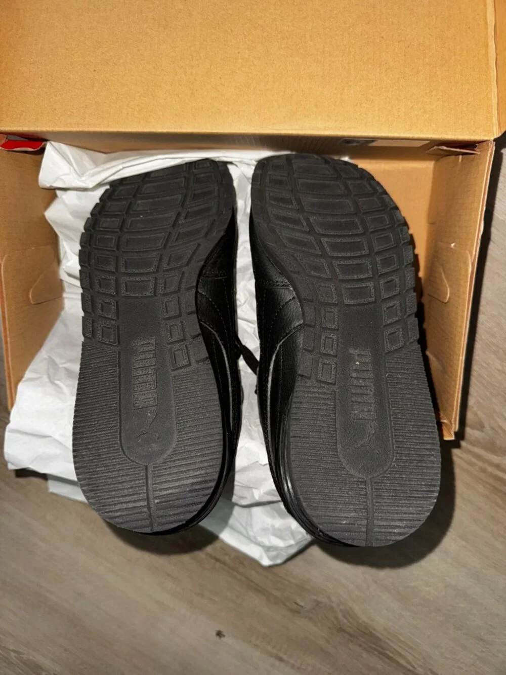 PUMA ST Runner V6 L Jr Black GS 5.5 SoftFoam+ Sneakers Youth 399736-01 Box